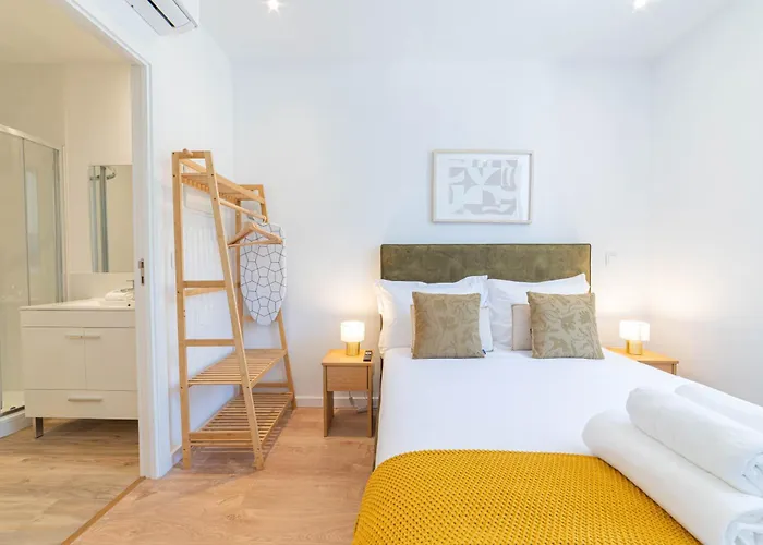 Campolide Cozy & شقة *