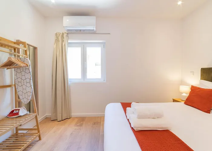 Campolide Cozy & شقة *